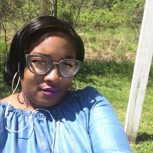 Meet your Posher, Tiffani